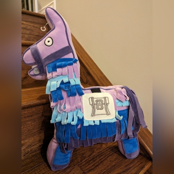 Fortnite plush XXL loot box Llama Character 21" tall - Picture 2 of 7